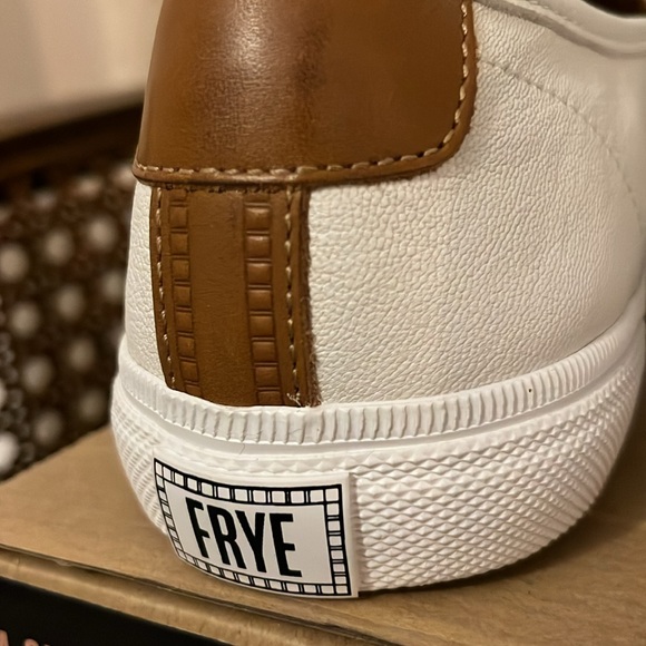 NWB Frye Slip On Leather Sneakers (US 9) - Picture 8 of 9